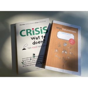 Bundel_crisisboek_vakmensen